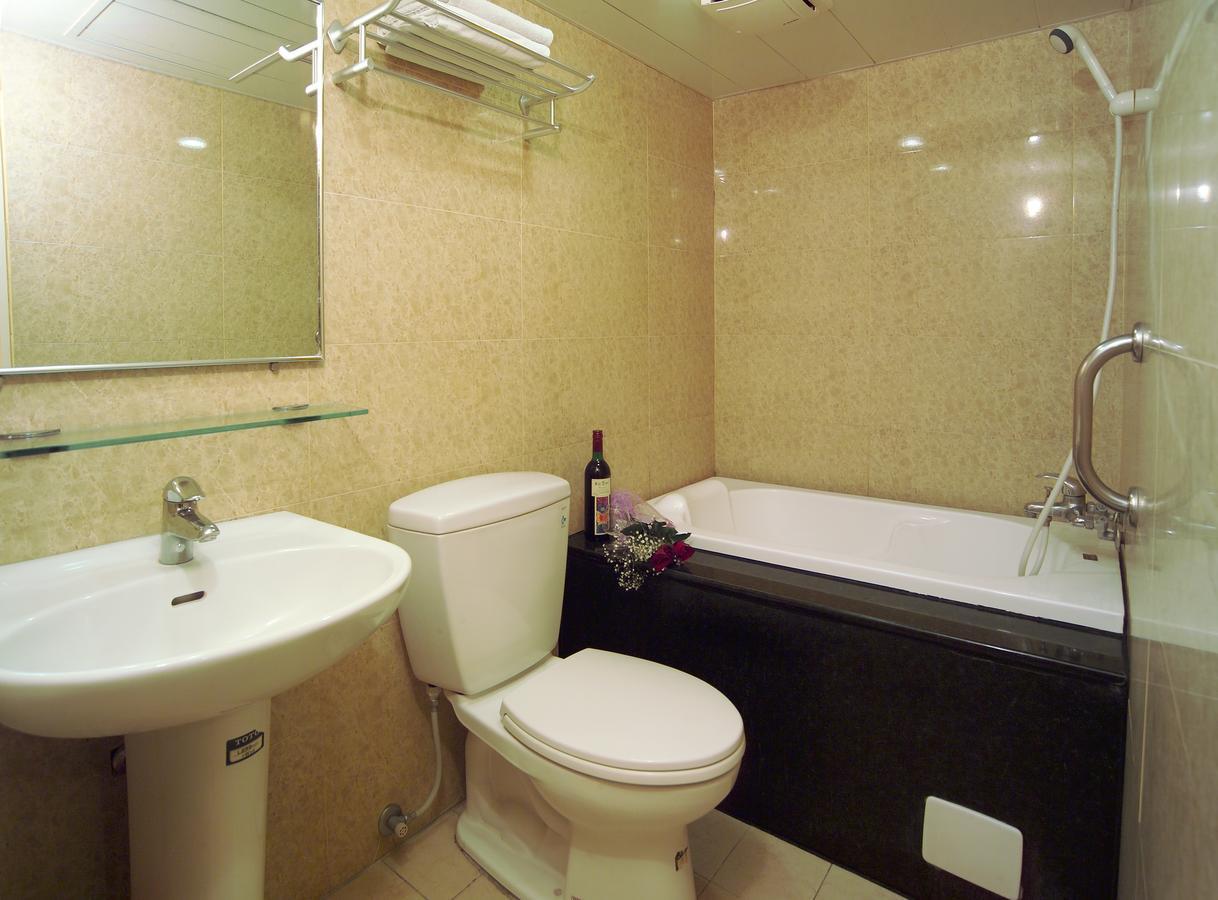 Hua Tai Hotel Xinzhu Zewnętrze zdjęcie