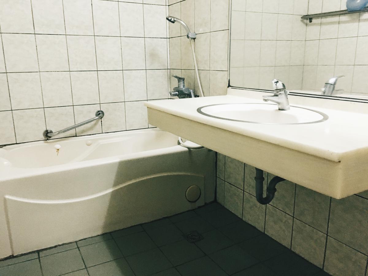 Hua Tai Hotel Xinzhu Zewnętrze zdjęcie